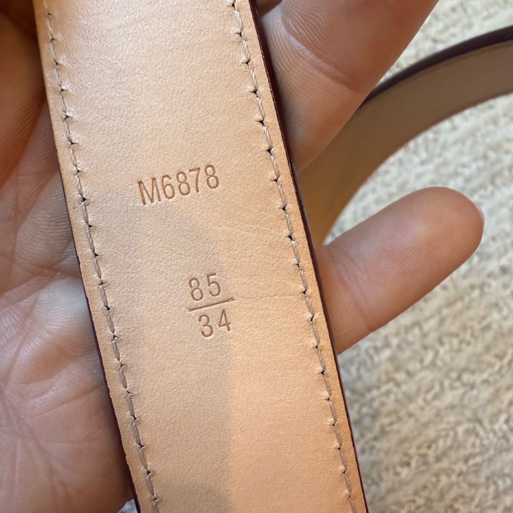 Louis Vuitton Burgundy Belt with Gold Buckle - Picture 7 of 7